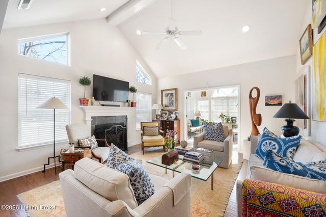 4419 Garden Leaf Dr, Louisville, KY 40241