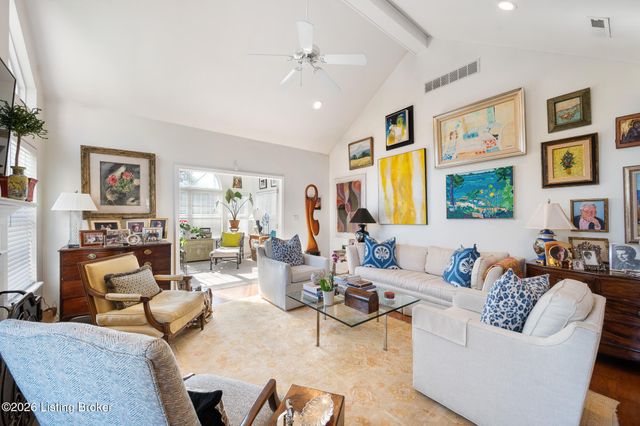 4419 Garden Leaf Dr, Louisville, KY 40241