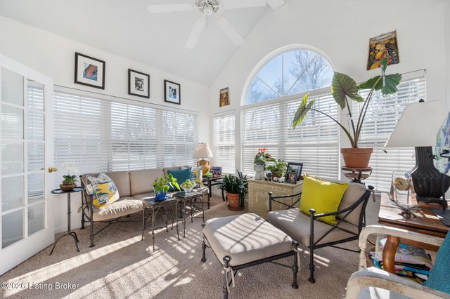 4419 Garden Leaf Dr, Louisville, KY 40241