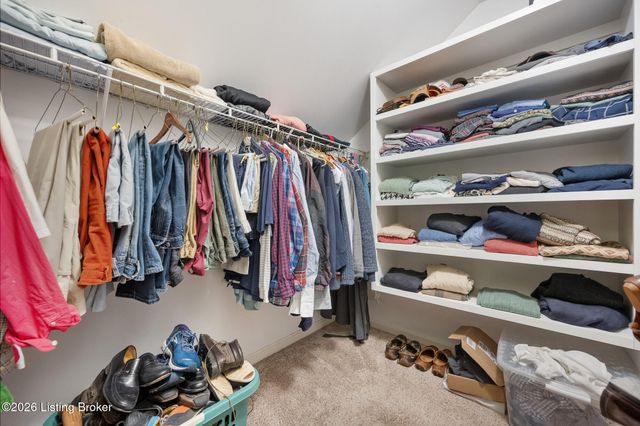 4419 Garden Leaf Dr, Louisville, KY 40241