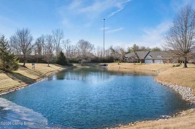 4419 Garden Leaf Dr, Louisville, KY 40241