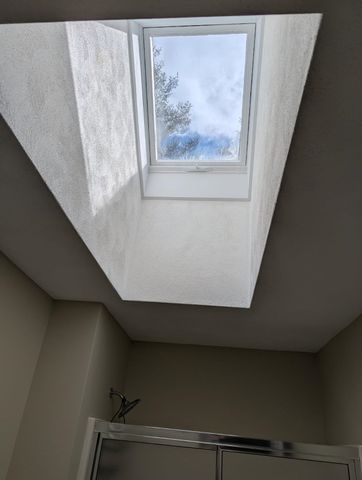 29 Lexington Drive, Atkinson, NH 03811