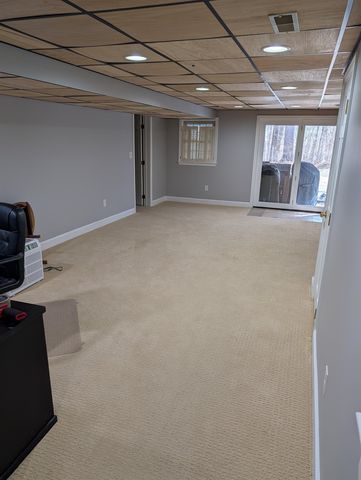 29 Lexington Drive, Atkinson, NH 03811