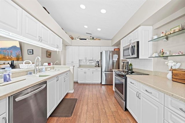 2552 CRYSTAL LAKE DRIVE, Spring Hill, FL 34606