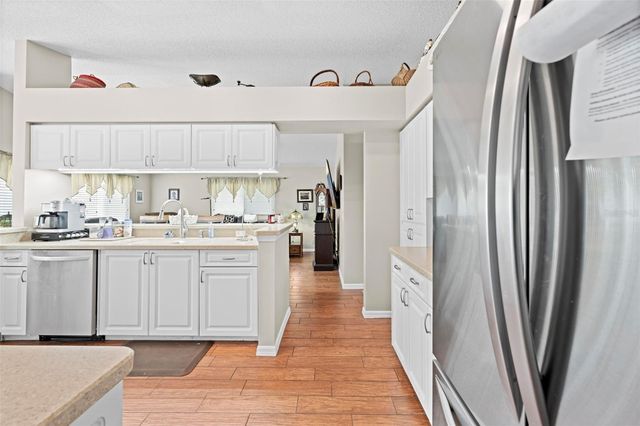 2552 CRYSTAL LAKE DRIVE, Spring Hill, FL 34606