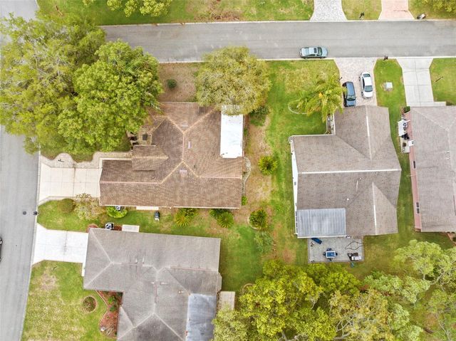 2552 CRYSTAL LAKE DRIVE, Spring Hill, FL 34606