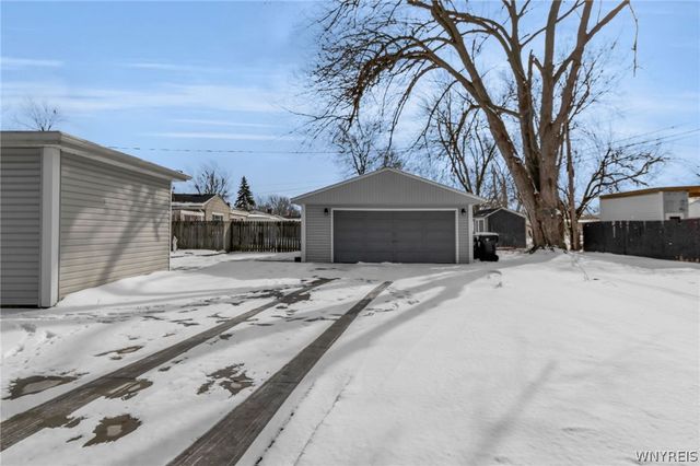 158 Overbrook Avenue, Tonawanda, NY 14150