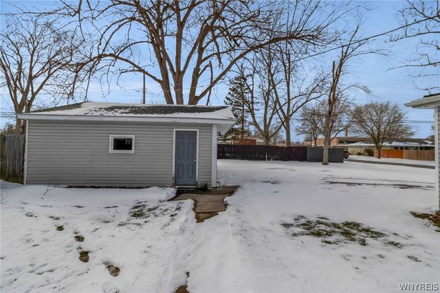 158 Overbrook Avenue, Tonawanda, NY 14150