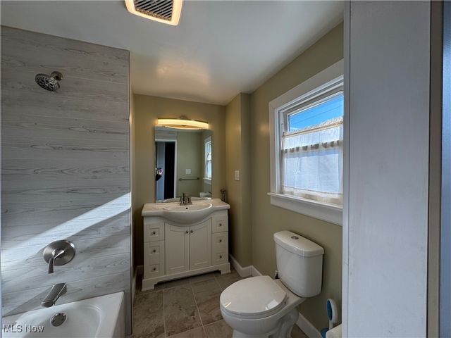 642 Marguerite Avenue, Cuyahoga Falls, OH 44221