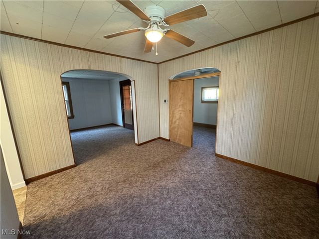 642 Marguerite Avenue, Cuyahoga Falls, OH 44221