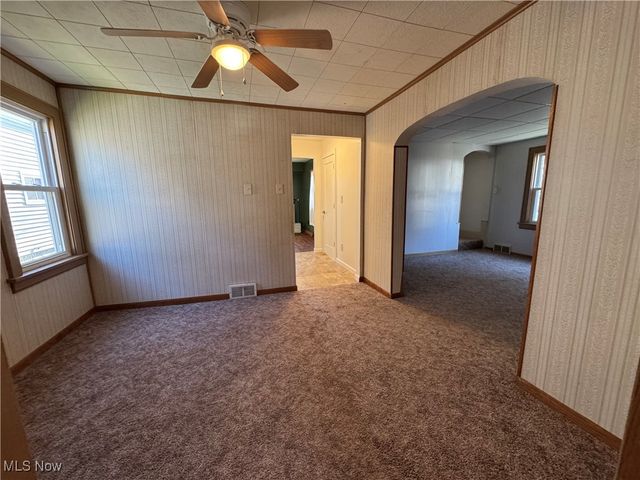 642 Marguerite Avenue, Cuyahoga Falls, OH 44221