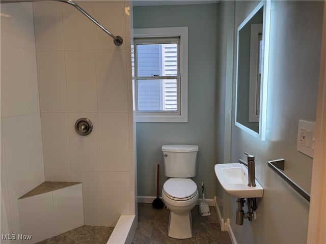 642 Marguerite Avenue, Cuyahoga Falls, OH 44221