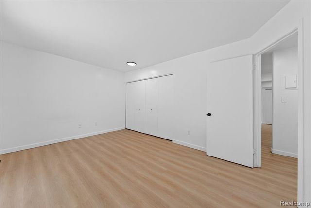 48770 Shelby Road 14, Shelby Twp, MI 48317