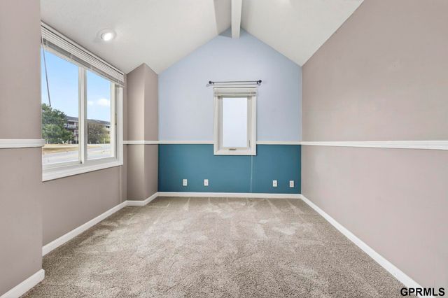 1113 Grenoble Drive, Bellevue, NE 68123