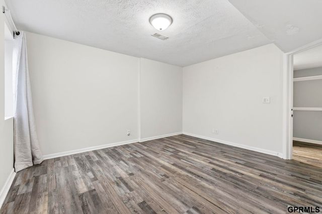 1113 Grenoble Drive, Bellevue, NE 68123