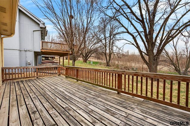 1113 Grenoble Drive, Bellevue, NE 68123