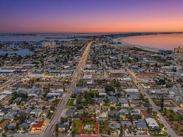 516 78TH AVENUE, St Pete Beach, FL 33706