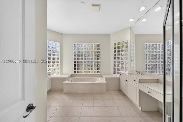 18609 SW 50th Ct, Miramar, FL 33029