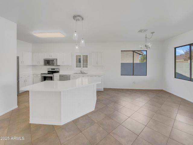 11308 E CONTESSA Street, Mesa, AZ 85207