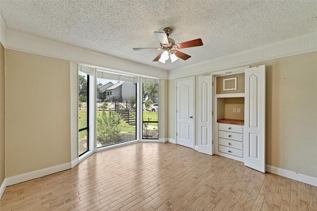 138 World Of Tennis SQ, Lakeway, TX 78738