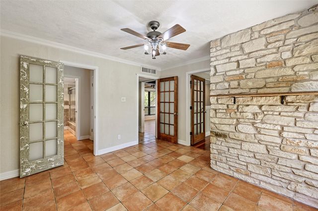 138 World Of Tennis SQ, Lakeway, TX 78738