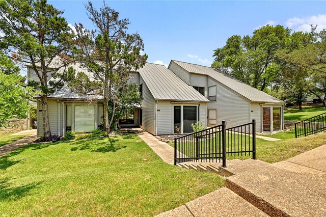 138 World Of Tennis SQ, Lakeway, TX 78738