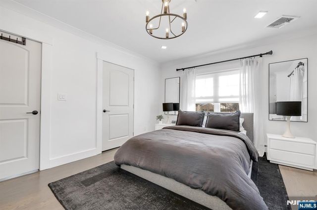 29 Martin Terrace, Hackensack, NJ 07601