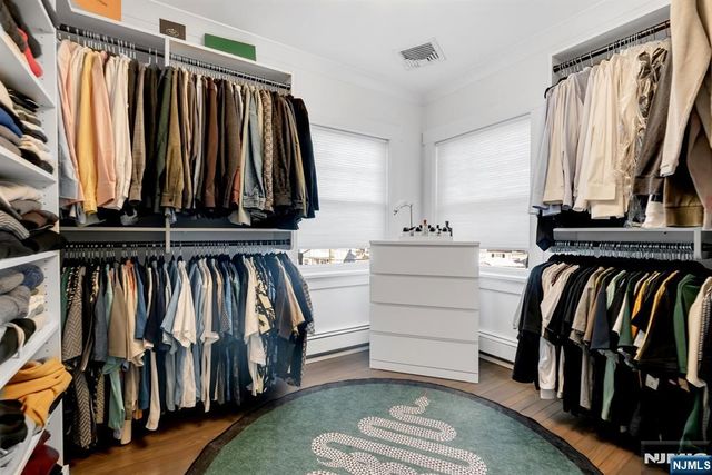 29 Martin Terrace, Hackensack, NJ 07601