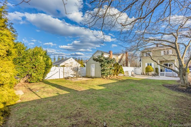 3539 Park Avenue, Wantagh, NY 11793