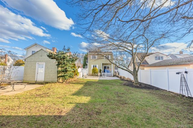 3539 Park Avenue, Wantagh, NY 11793