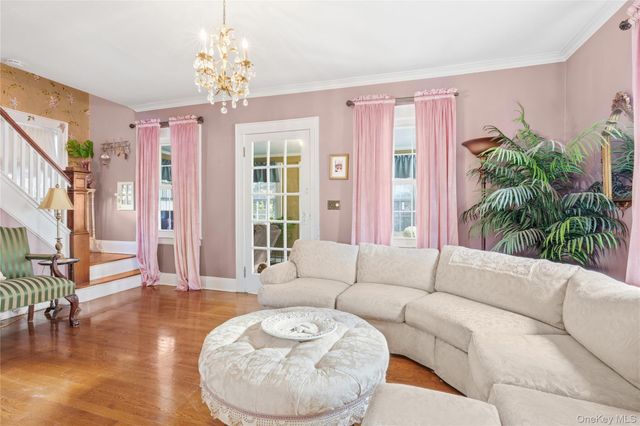 3539 Park Avenue, Wantagh, NY 11793