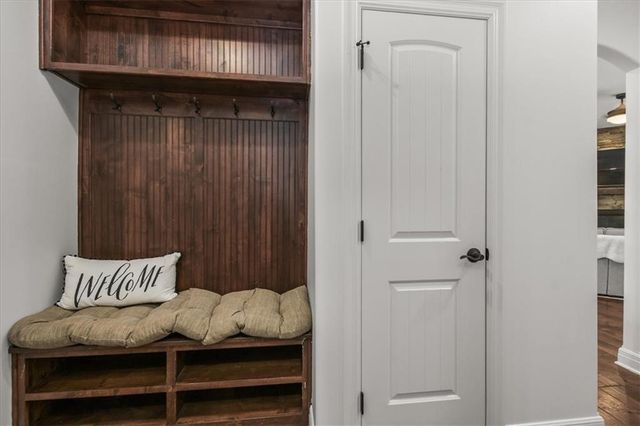 4100 SE Kyle Phillip Court, Blue Springs, MO 64014