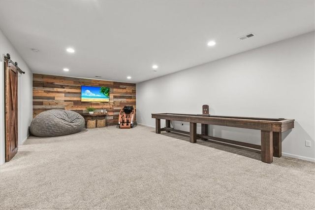 4100 SE Kyle Phillip Court, Blue Springs, MO 64014