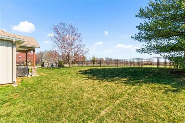 4100 SE Kyle Phillip Court, Blue Springs, MO 64014