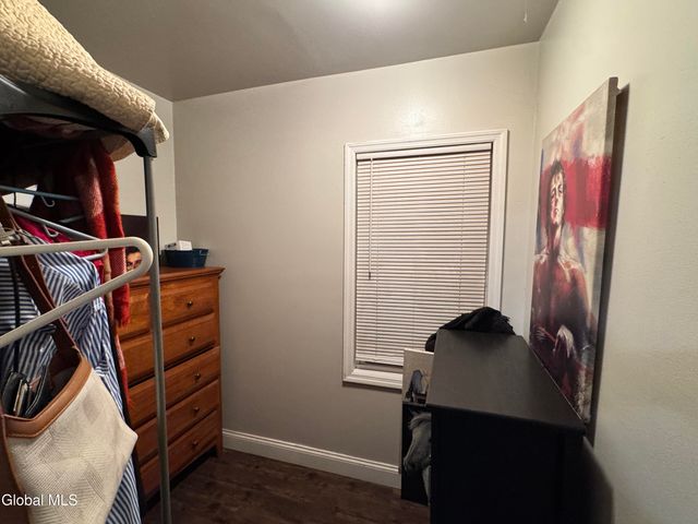 707 5th Avenue, Troy, NY 12182