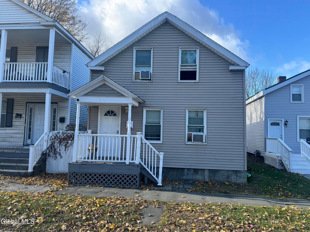 707 5th Avenue, Troy, NY 12182