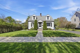 33 Maple Terrace, West Springfield, MA 01089