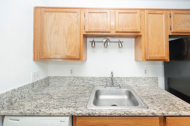 18333 Roehampton Drive 825, Dallas, TX 75252