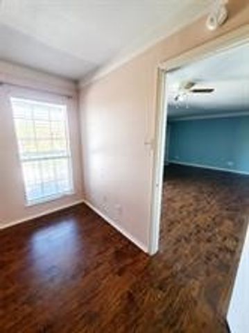 18333 Roehampton Drive 825, Dallas, TX 75252