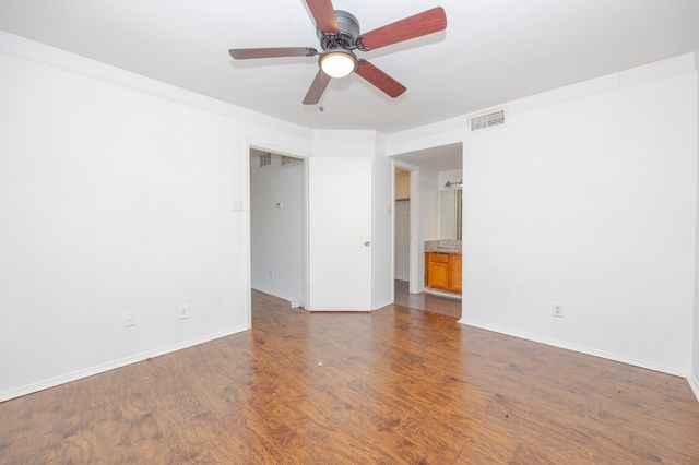 18333 Roehampton Drive 825, Dallas, TX 75252