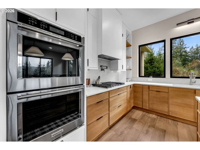 2519 ROSE VALLEY Rd, Kelso, WA 98626