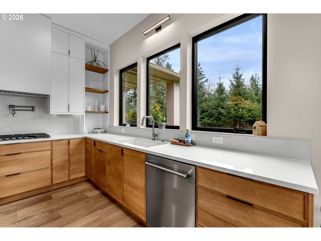 2519 ROSE VALLEY Rd, Kelso, WA 98626