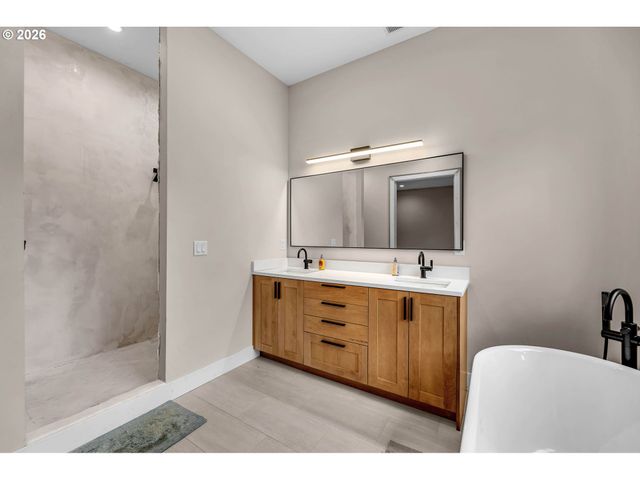 2519 ROSE VALLEY Rd, Kelso, WA 98626