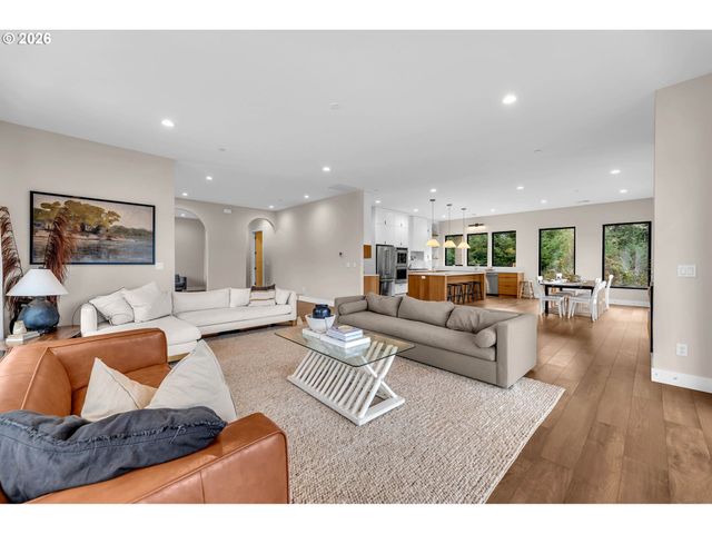 2519 ROSE VALLEY Rd, Kelso, WA 98626