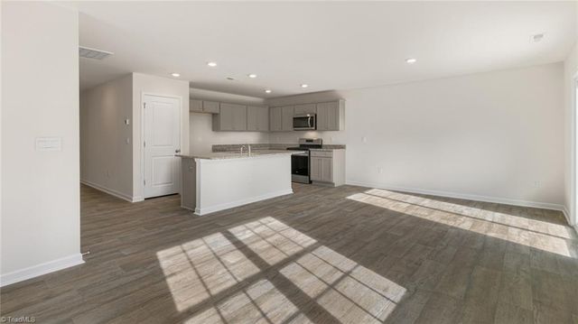 411 Jack Pine Street, Thomasville, NC 27360