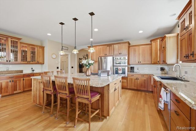 8665 Lakeview Boulevard, Clarkston, MI 48348