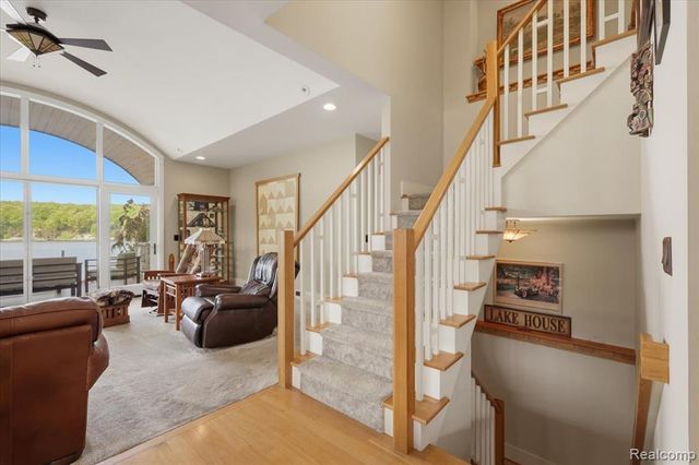 8665 Lakeview Boulevard, Clarkston, MI 48348