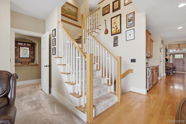 8665 Lakeview Boulevard, Clarkston, MI 48348