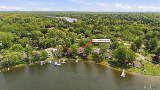 8665 Lakeview Boulevard, Clarkston, MI 48348