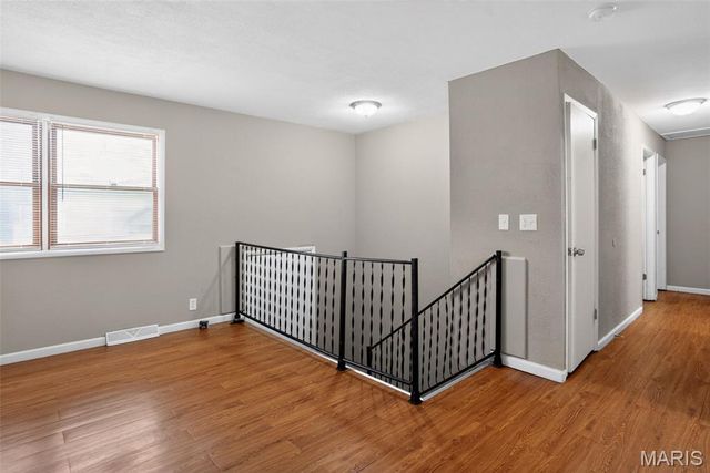 9157 Victory Avenue, St Louis, MO 63136